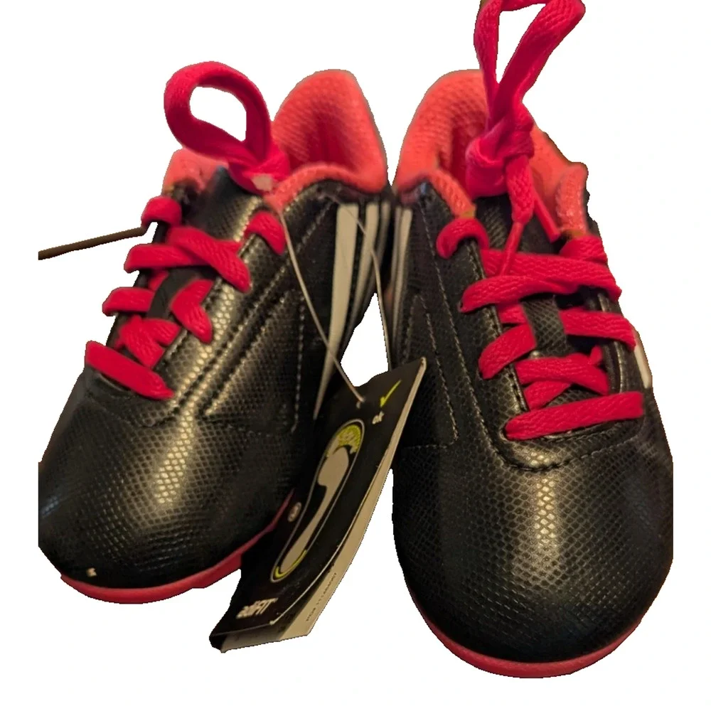 ADIDAS GIRLS Conquisto FG Soccer Cleats Size 11 NWT Black/Hot‎ Pink